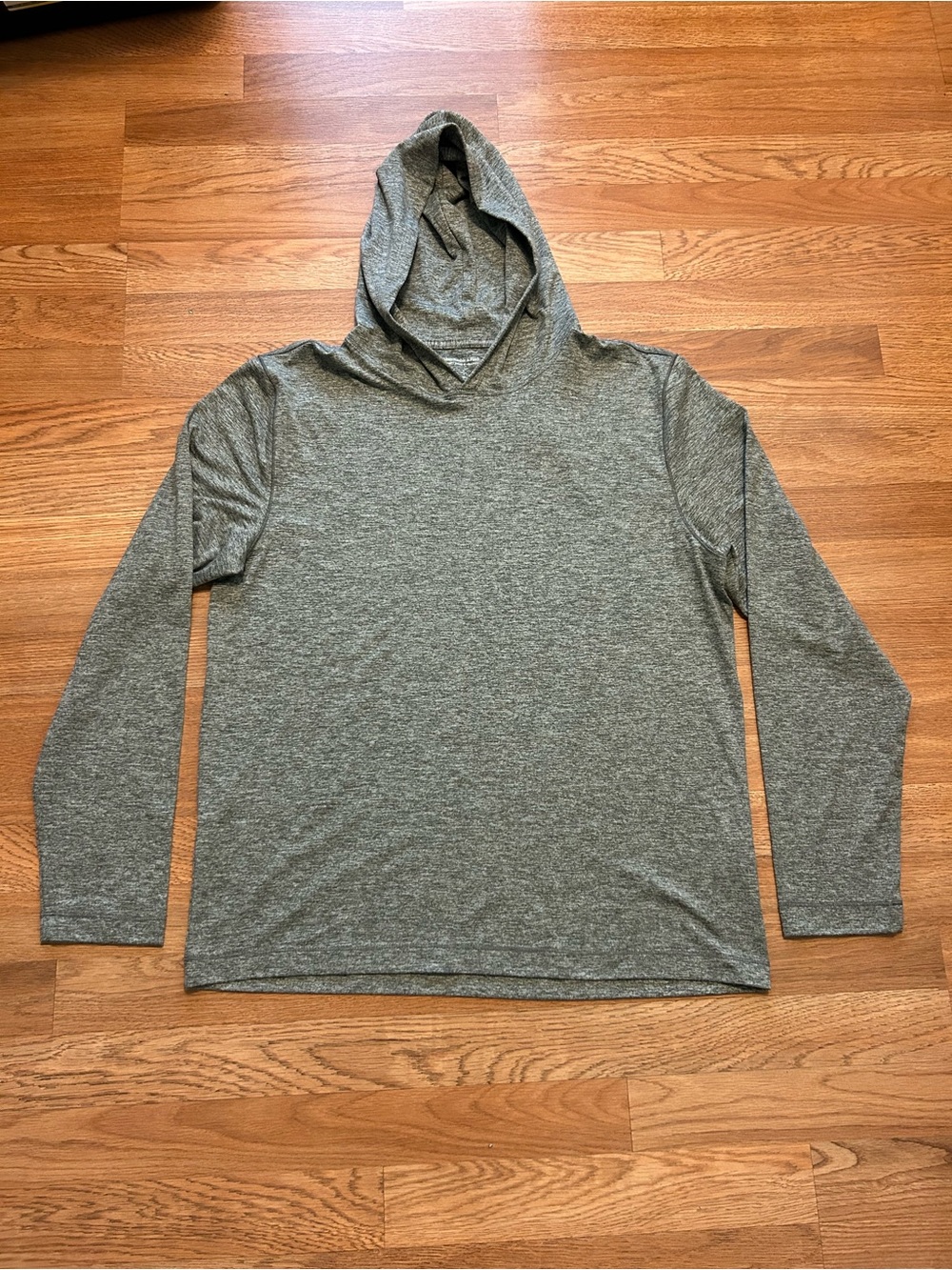 Abercrombie & Fitch Men's Heather Gray Lightweight Hooded Long-Sleeve.Size Mediu